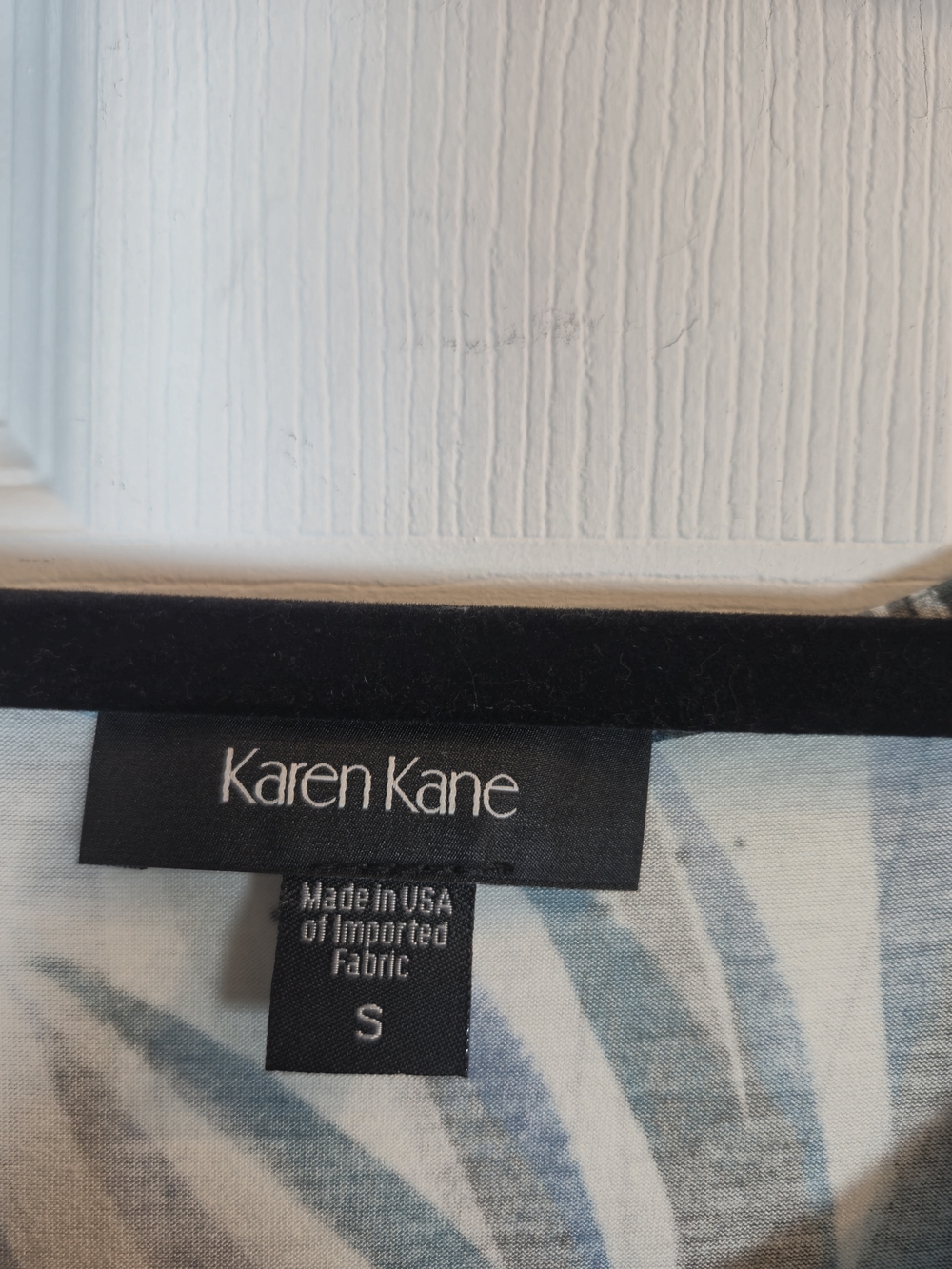 Karen Kane Blue Abstract Botanical Layered Hem Tank Top Size Small - Picture 5 of 5